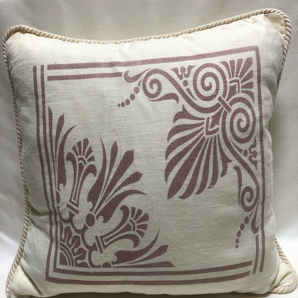 Pearls design pillow - Picture 5 of 5